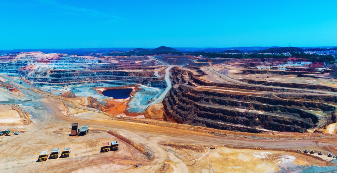 Mina a cielo abierto en España