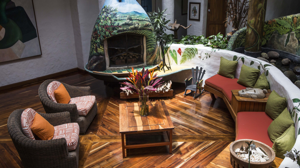 Esta es la sala principal de la que fuera la casa principal de la familia Jampol, hoy convertida en hotel. Alejandro Gamboa / Grupo Nación