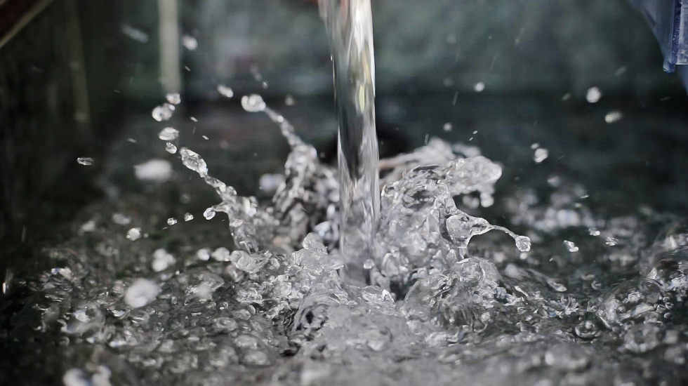El agua es uno de los recursos naturales más vulnerables al cambio climático. Daniela Linares / SIWA Producciones
